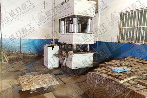 礦用錨桿托盤液壓機(jī)