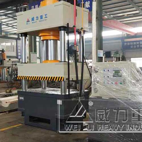 不銹鋼水箱沖壓板成型液壓機價格大約多少錢？