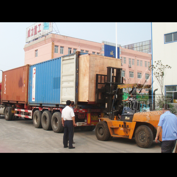 出口級龍門液壓機裝車