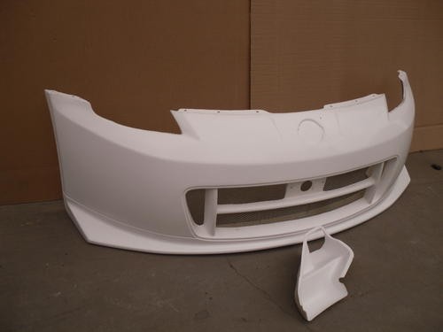 熱壓成型汽車保險杠產(chǎn)品