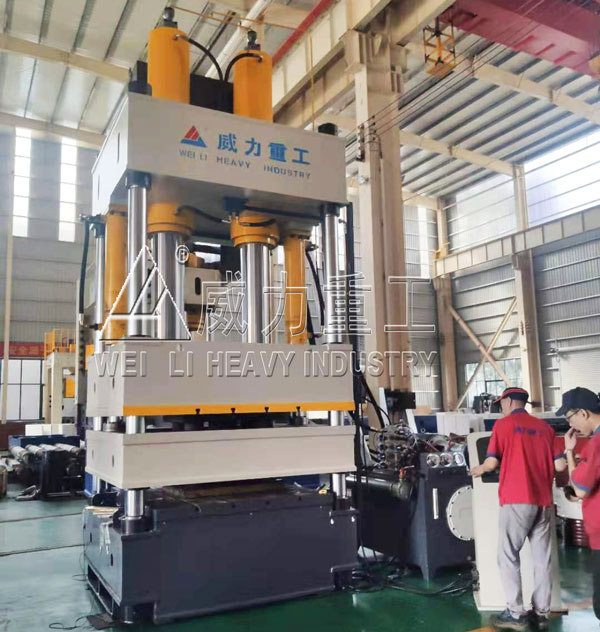 400噸四梁四柱液壓機(jī)