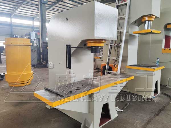 100噸單臂液壓機(jī)