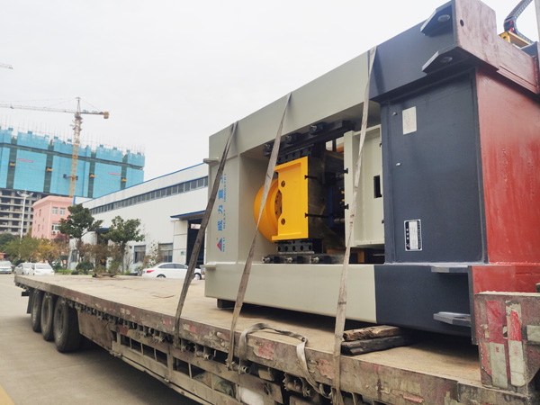 400噸框架式液壓機整機發(fā)貨