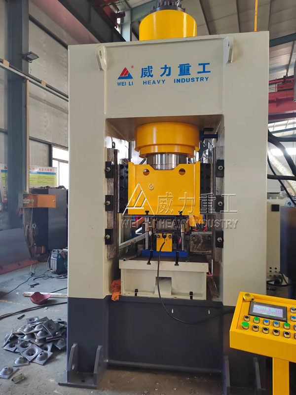 400噸框架式錨桿托盤(pán)液壓機(jī)