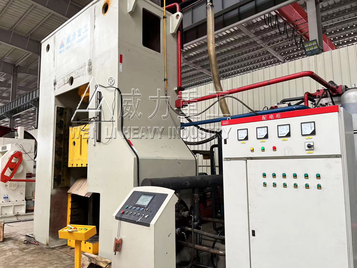 1000噸斗齒鍛造液壓機(jī)